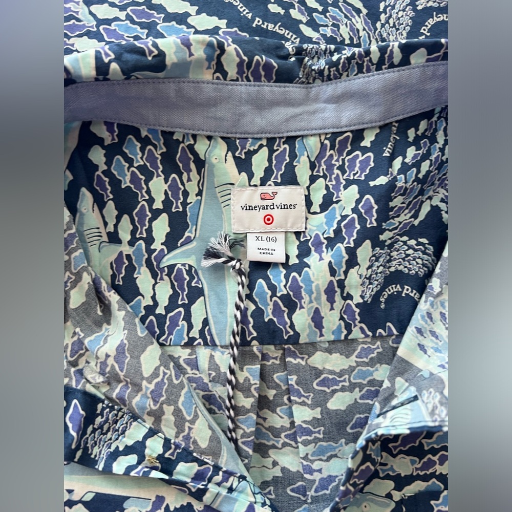 Vineyard Vines Boys Button Down - Picture 4 of 4